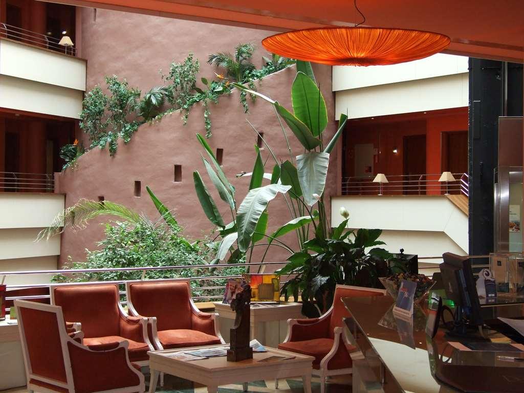 Ribera De Triana Hotel