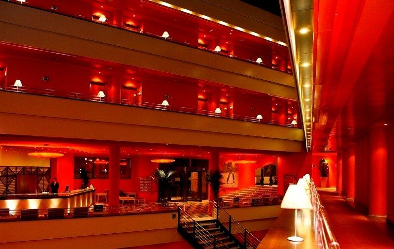 Ribera De Triana Hotel 4*